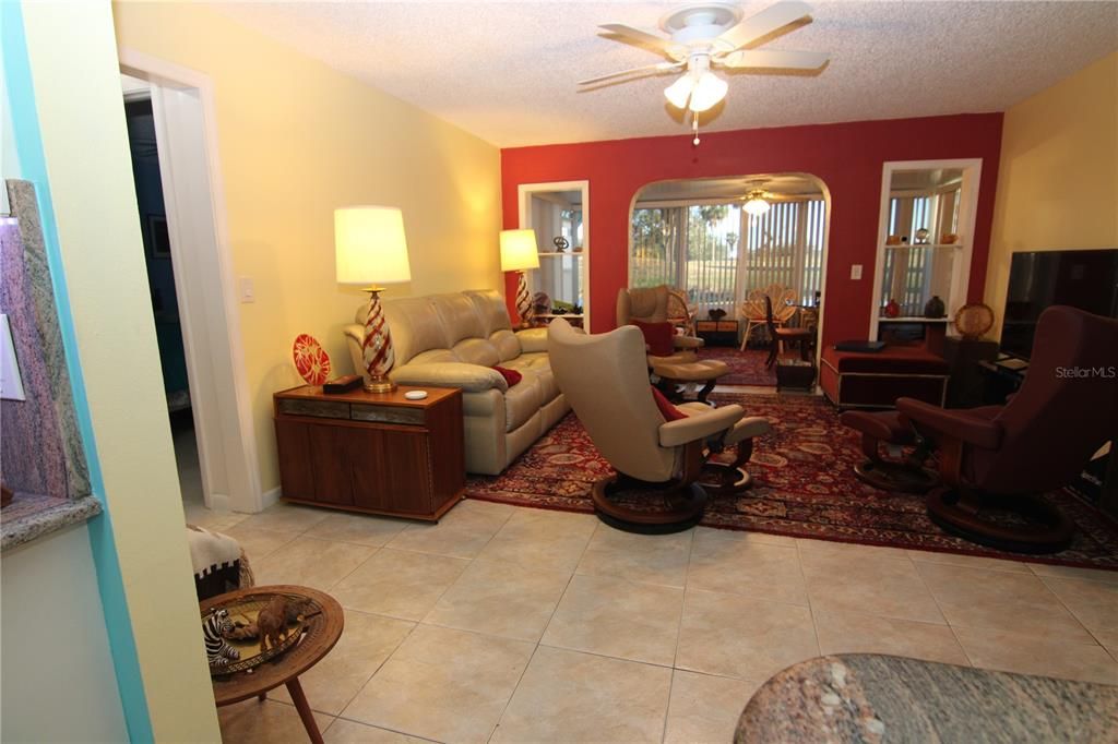 For Rent: $2,400 (2 beds, 2 baths, 1620 Square Feet)