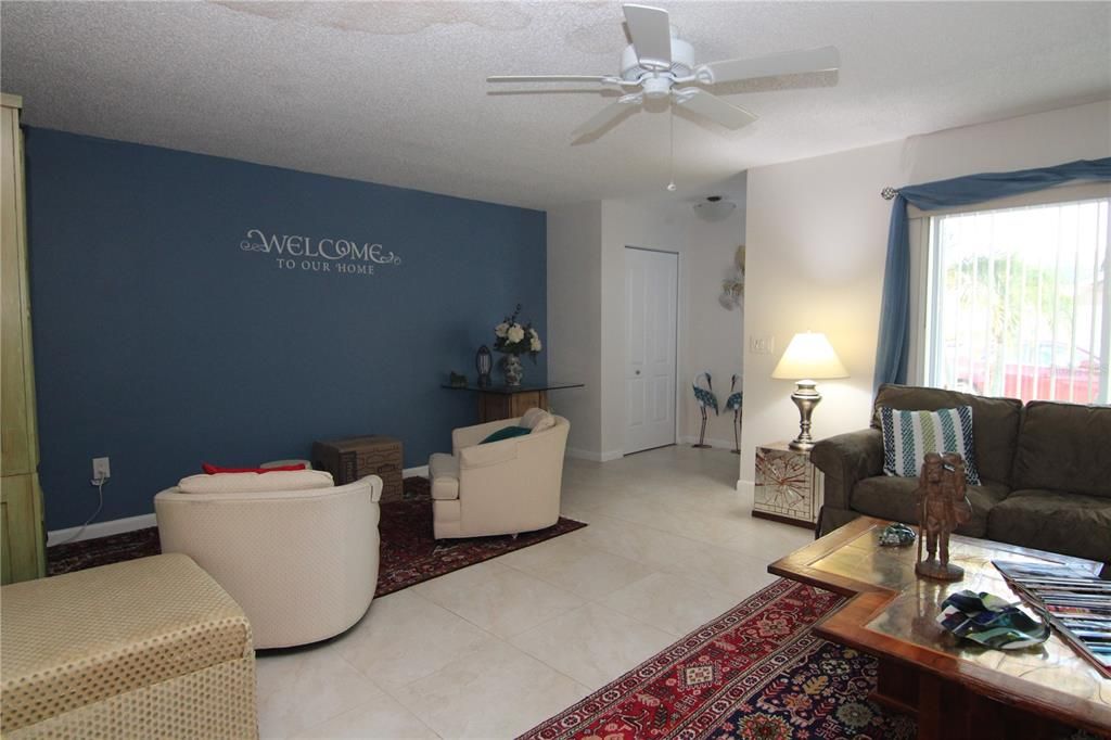 For Rent: $2,400 (2 beds, 2 baths, 1620 Square Feet)