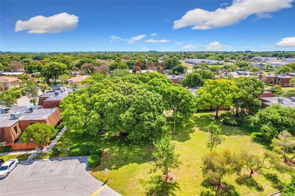 For Sale: $185,000 (2 beds, 1 baths, 1328 Square Feet)