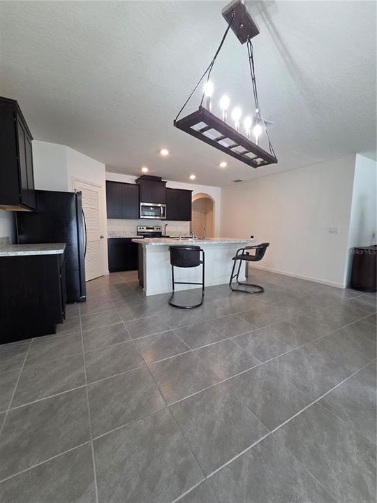 En Venta: $395,000 (4 camas, 2 baños, 1830 Pies cuadrados)