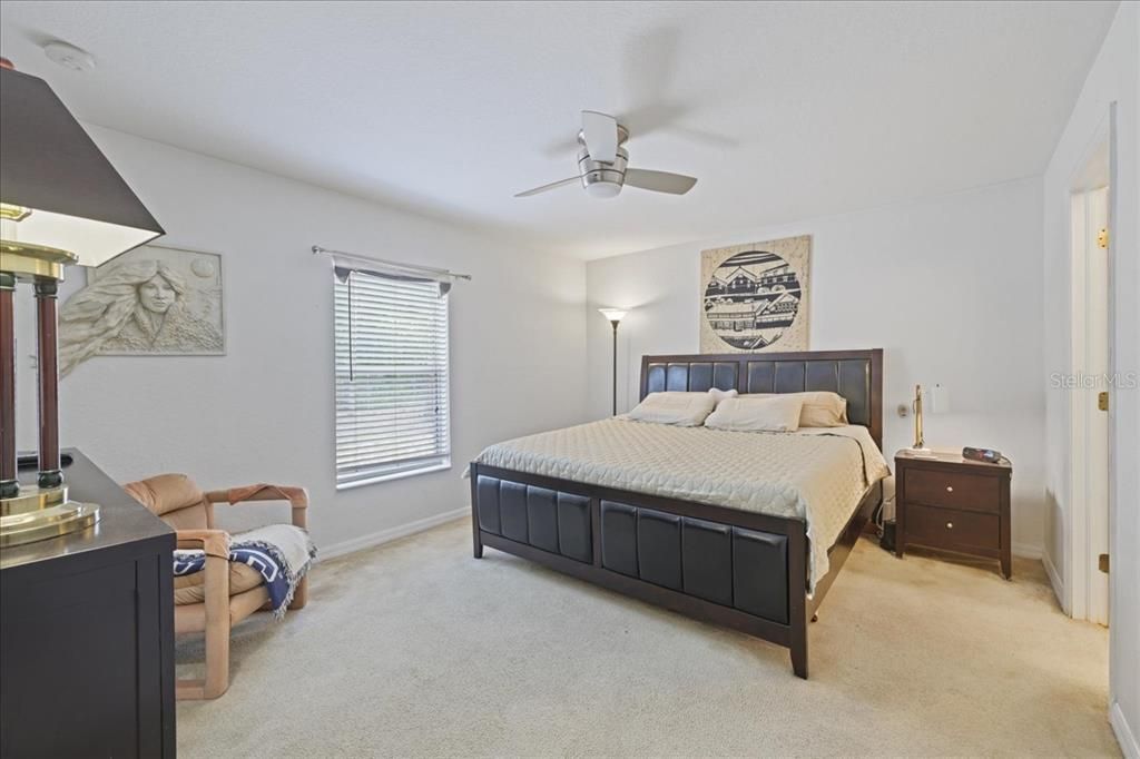 For Sale: $326,000 (3 beds, 2 baths, 1693 Square Feet)