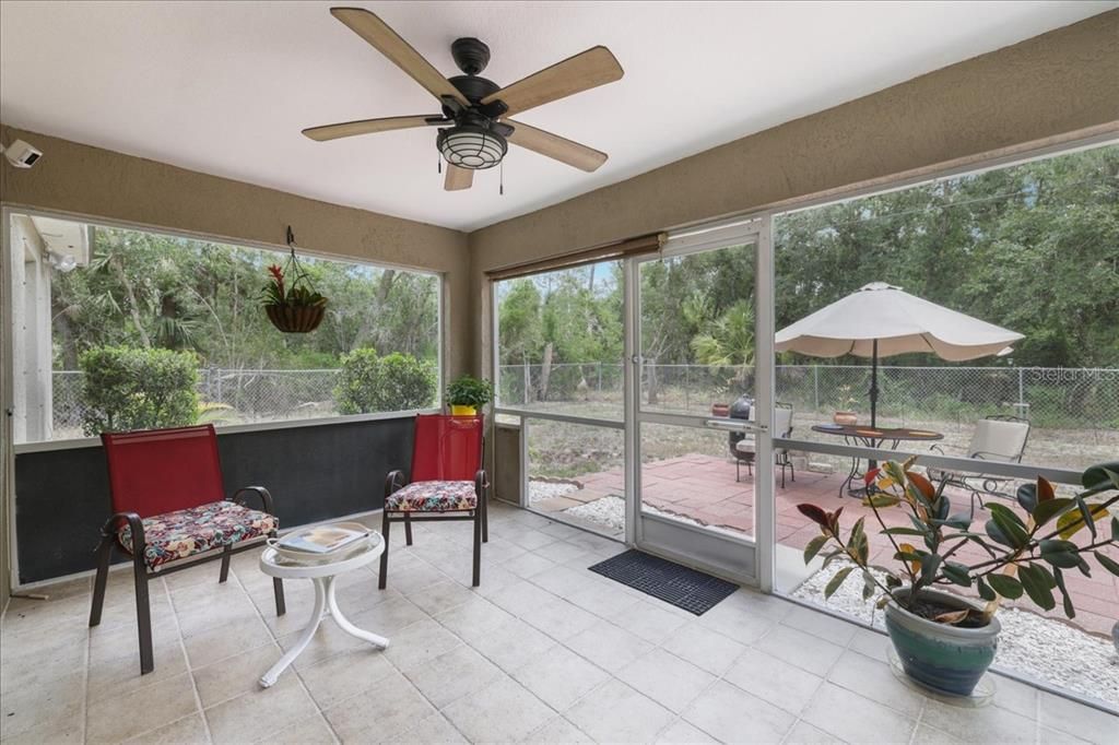 For Sale: $326,000 (3 beds, 2 baths, 1693 Square Feet)