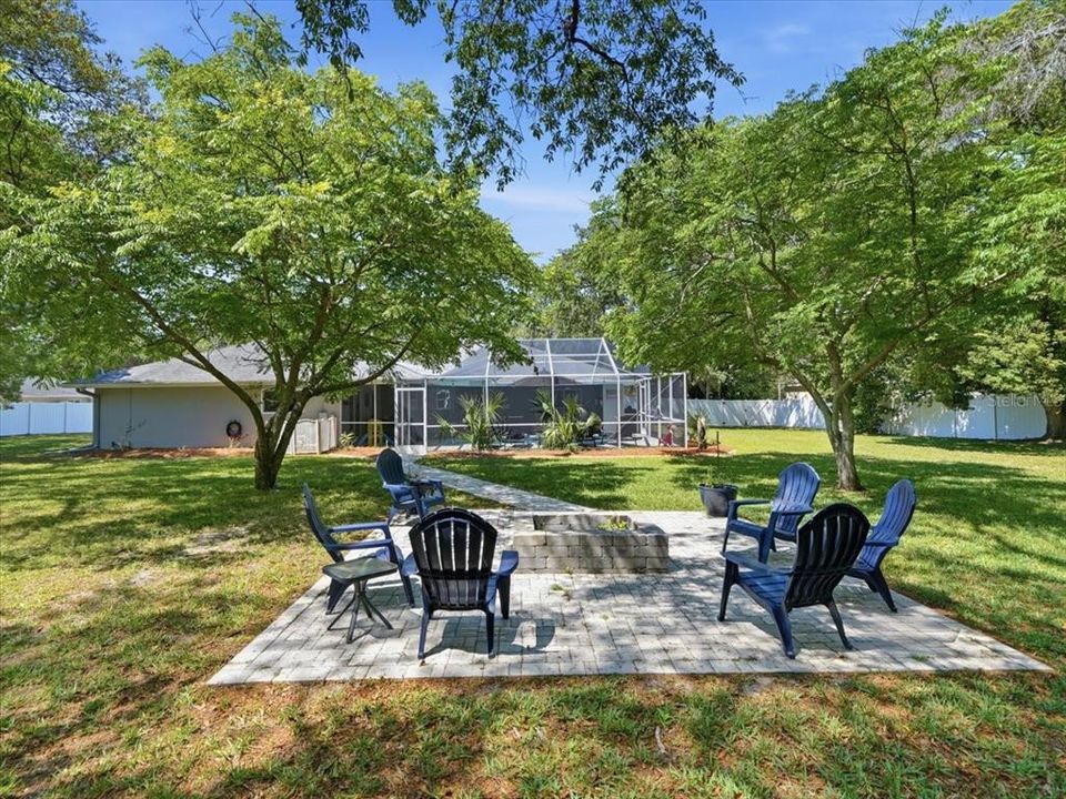 Active With Contract: $550,000 (4 beds, 2 baths, 2349 Square Feet)