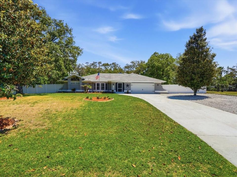 Active With Contract: $550,000 (4 beds, 2 baths, 2349 Square Feet)