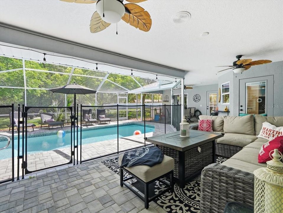 Active With Contract: $550,000 (4 beds, 2 baths, 2349 Square Feet)