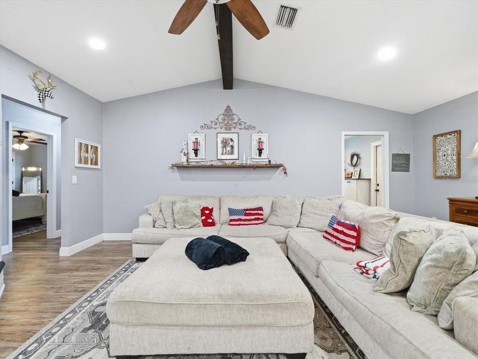 Active With Contract: $550,000 (4 beds, 2 baths, 2349 Square Feet)