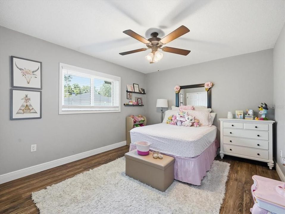 Active With Contract: $550,000 (4 beds, 2 baths, 2349 Square Feet)