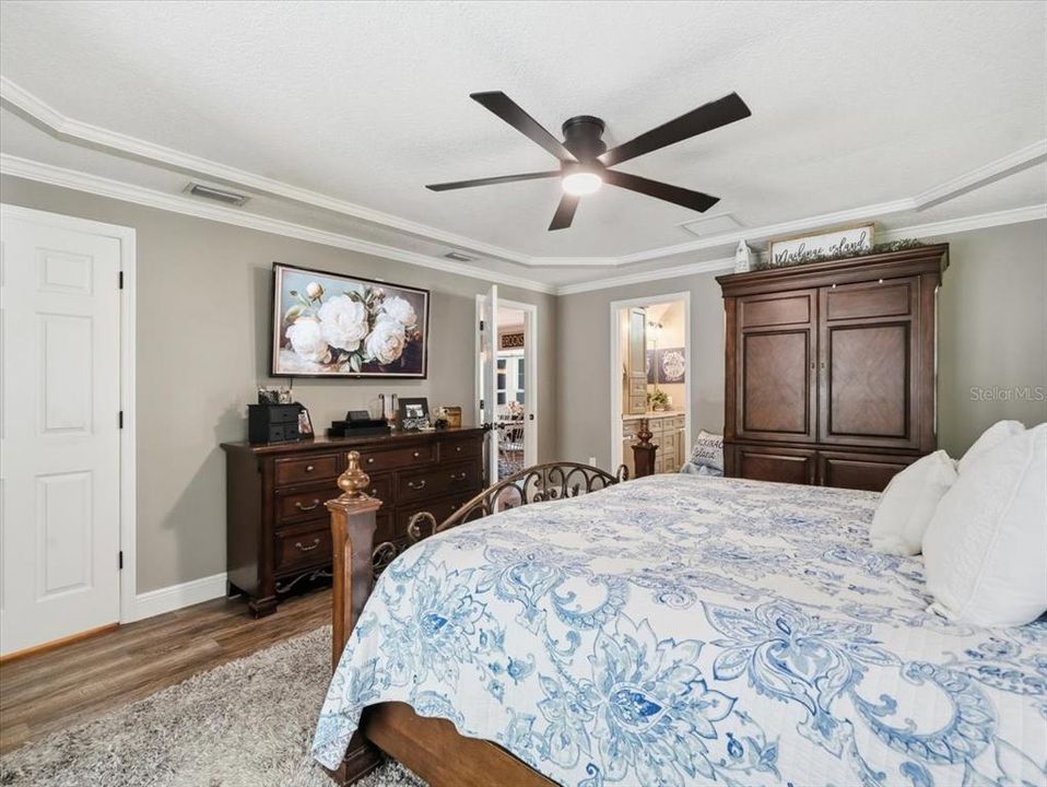 Active With Contract: $550,000 (4 beds, 2 baths, 2349 Square Feet)