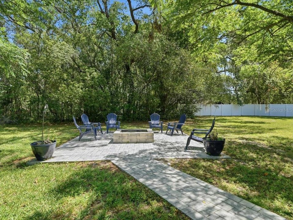 Active With Contract: $550,000 (4 beds, 2 baths, 2349 Square Feet)