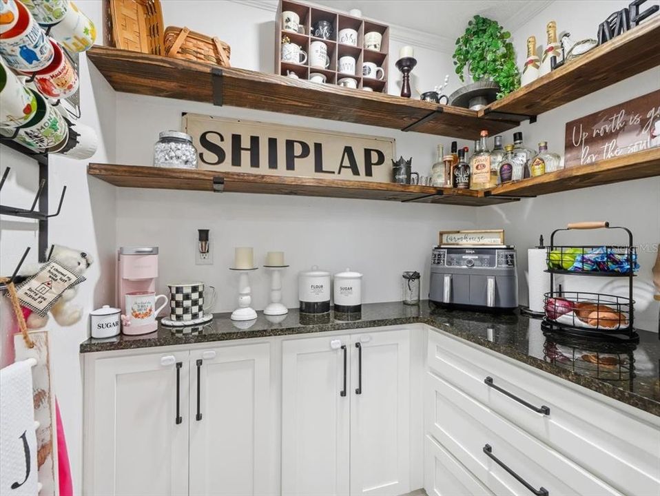 Active With Contract: $550,000 (4 beds, 2 baths, 2349 Square Feet)