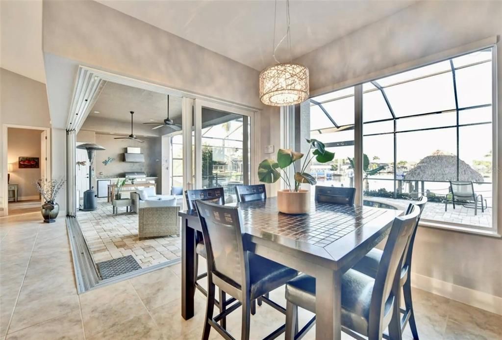 En Venta: $1,549,000 (4 camas, 3 baños, 2566 Pies cuadrados)