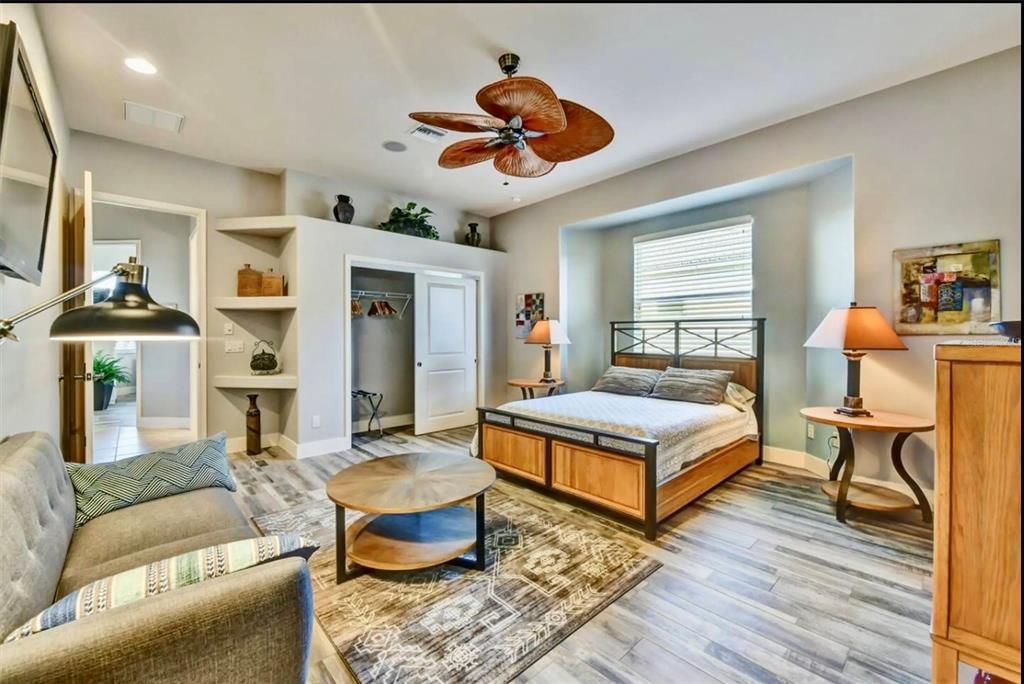 En Venta: $1,549,000 (4 camas, 3 baños, 2566 Pies cuadrados)