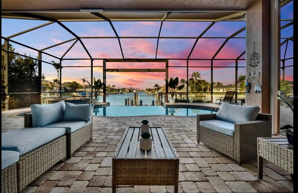 En Venta: $1,549,000 (4 camas, 3 baños, 2566 Pies cuadrados)