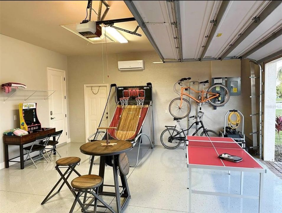En Venta: $1,549,000 (4 camas, 3 baños, 2566 Pies cuadrados)