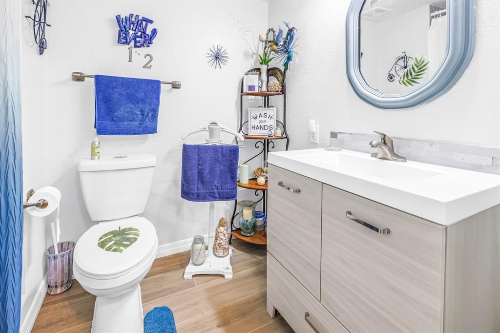 For Sale: $339,000 (3 beds, 2 baths, 1600 Square Feet)