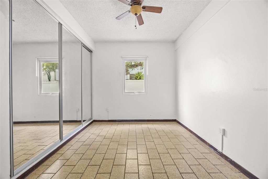 En Venta: $1,450,000 (6 camas, 4 baños, 4440 Pies cuadrados)