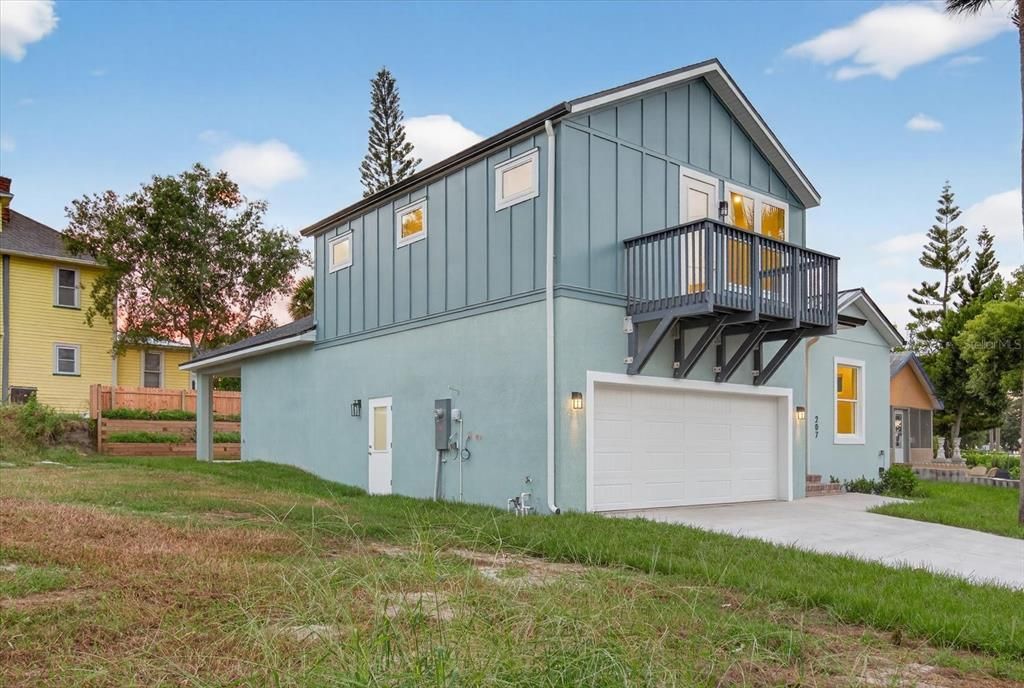 En Renta: $3,995 (4 camas, 2 baños, 2925 Pies cuadrados)