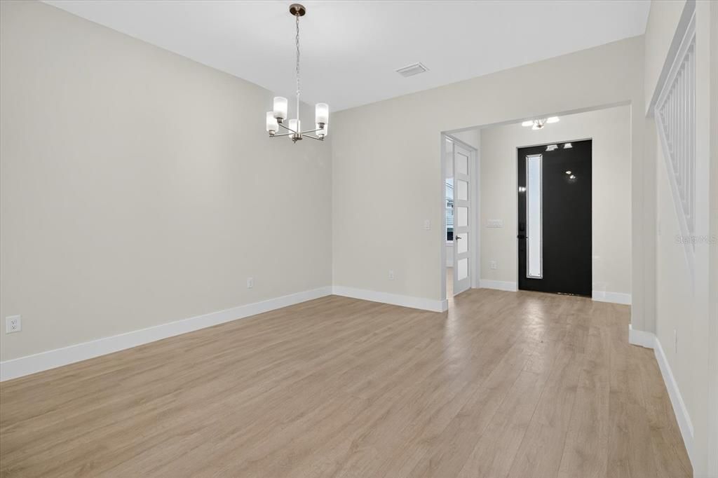 En Renta: $3,995 (4 camas, 2 baños, 2925 Pies cuadrados)