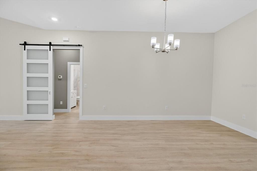 En Renta: $3,995 (4 camas, 2 baños, 2925 Pies cuadrados)