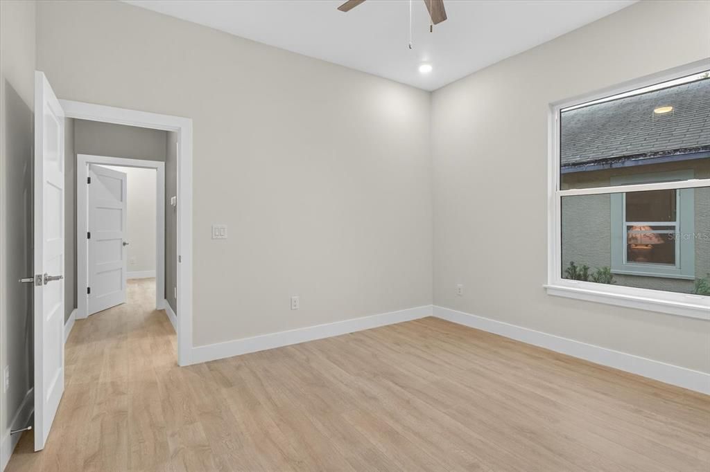 En Renta: $3,995 (4 camas, 2 baños, 2925 Pies cuadrados)