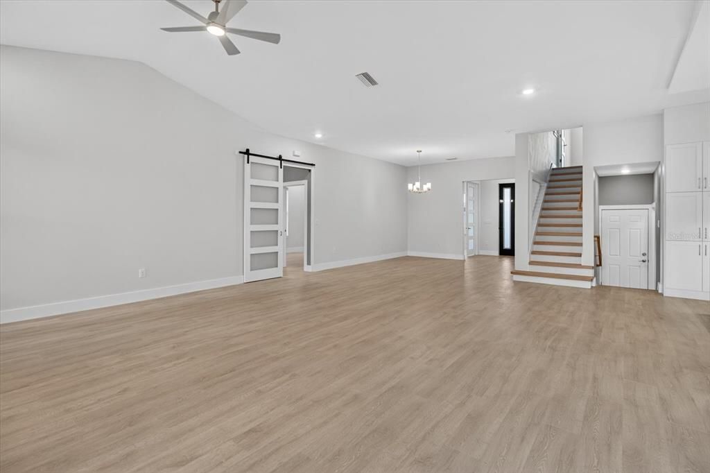 En Renta: $3,995 (4 camas, 2 baños, 2925 Pies cuadrados)