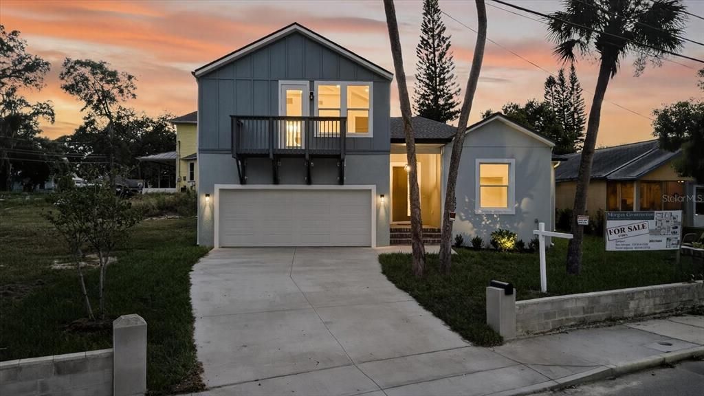 En Renta: $3,995 (4 camas, 2 baños, 2925 Pies cuadrados)
