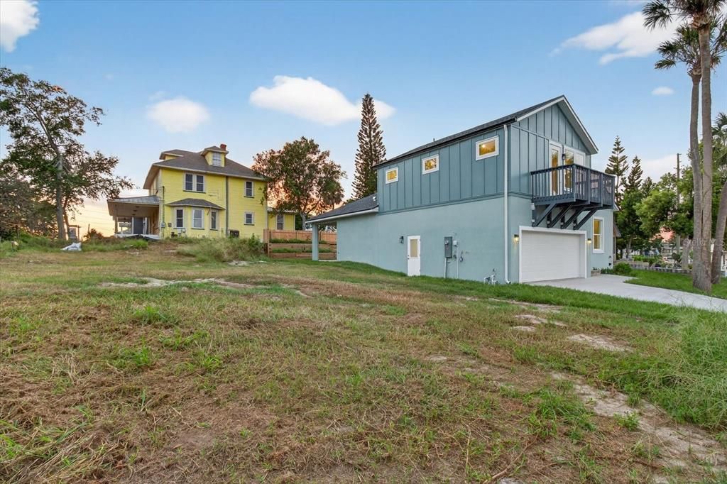 En Renta: $3,995 (4 camas, 2 baños, 2925 Pies cuadrados)