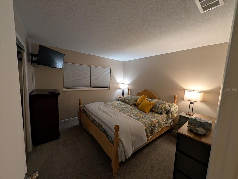For Rent: $1,500 (2 beds, 1 baths, 850 Square Feet)