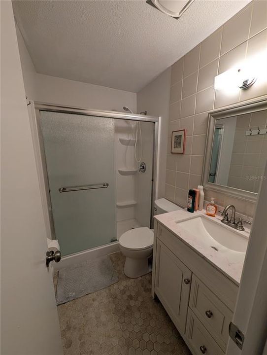 For Rent: $1,500 (2 beds, 1 baths, 850 Square Feet)