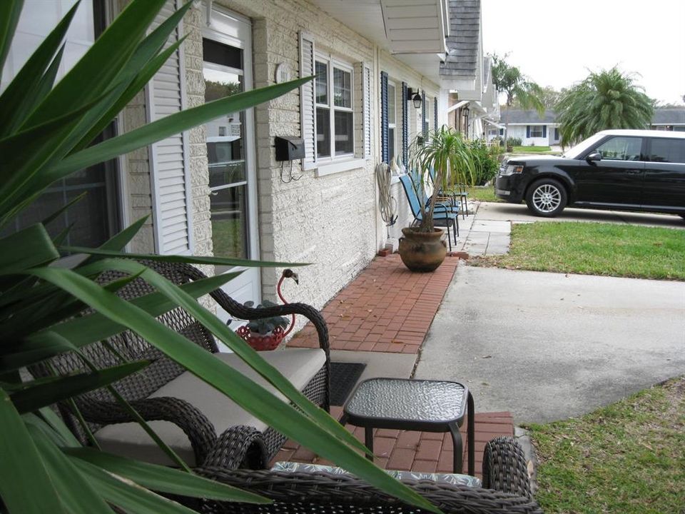 For Rent: $1,500 (2 beds, 1 baths, 850 Square Feet)