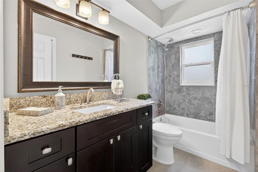 Activo con contrato: $459,000 (3 camas, 2 baños, 1891 Pies cuadrados)