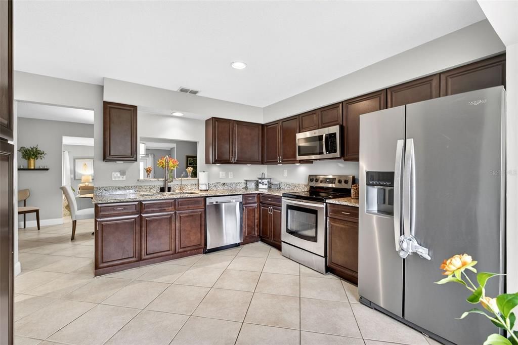 Activo con contrato: $459,000 (3 camas, 2 baños, 1891 Pies cuadrados)