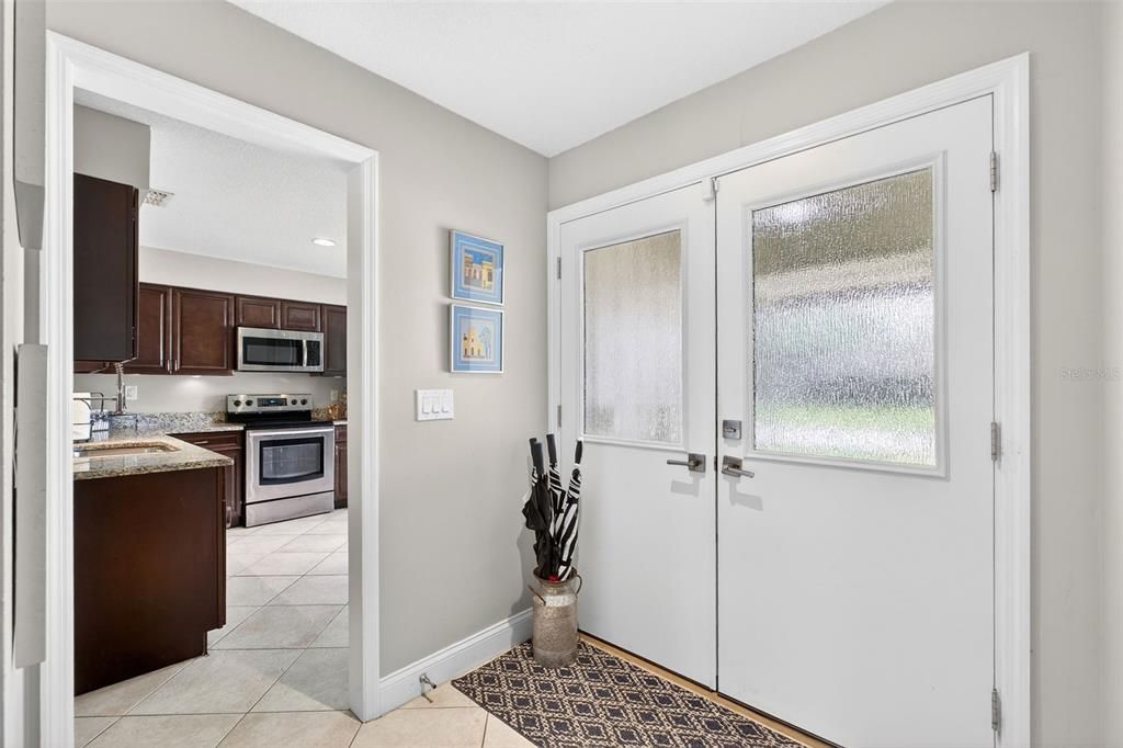Activo con contrato: $459,000 (3 camas, 2 baños, 1891 Pies cuadrados)