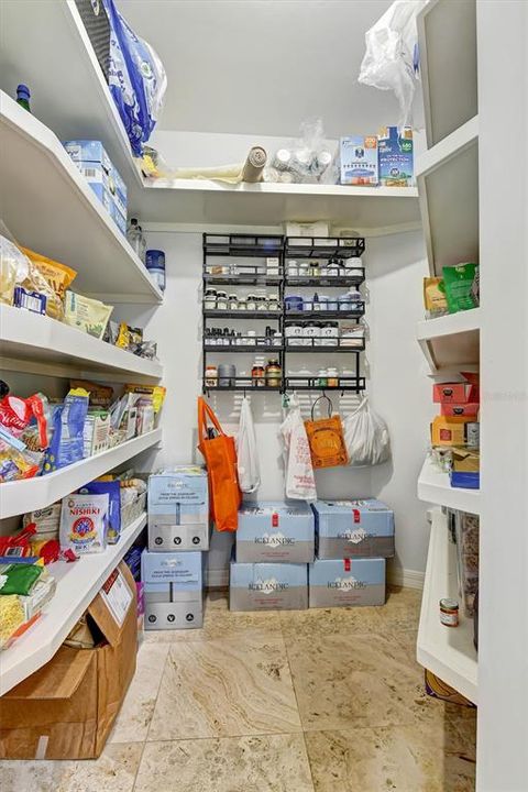 На продажу: $1,600,000 (5 спален, 4 ванн, 3819 Квадратных фут)