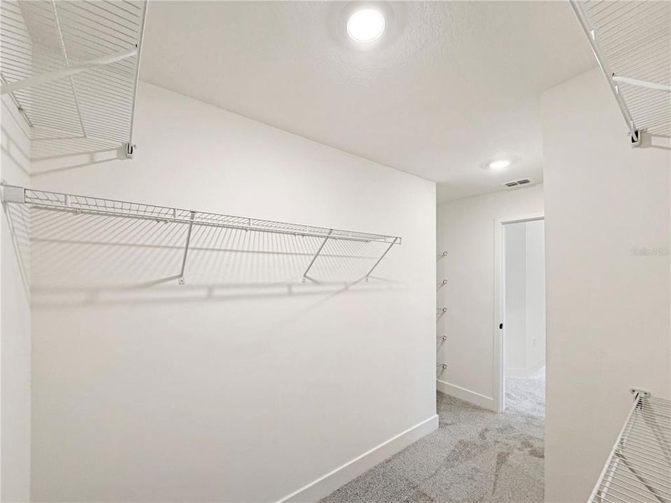 For Sale: $423,900 (3 beds, 2 baths, 1970 Square Feet)
