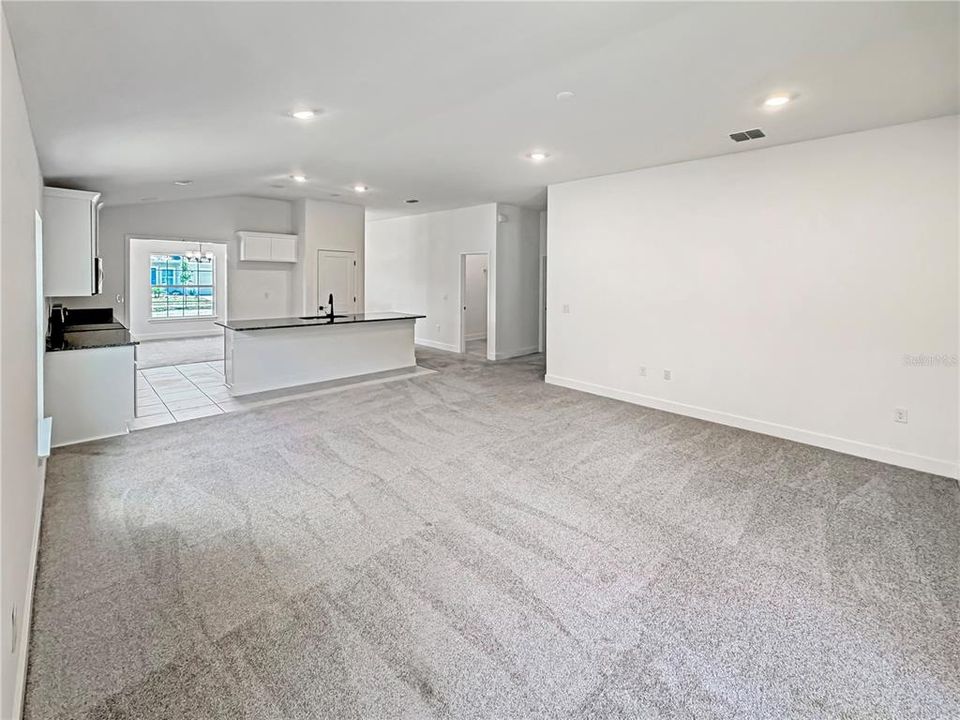 For Sale: $423,900 (3 beds, 2 baths, 1970 Square Feet)