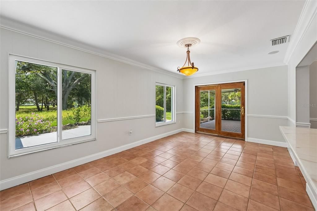 For Sale: $500,000 (3 beds, 3 baths, 1920 Square Feet)