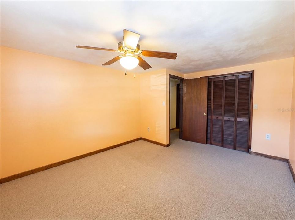 For Sale: $160,000 (2 beds, 1 baths, 1016 Square Feet)