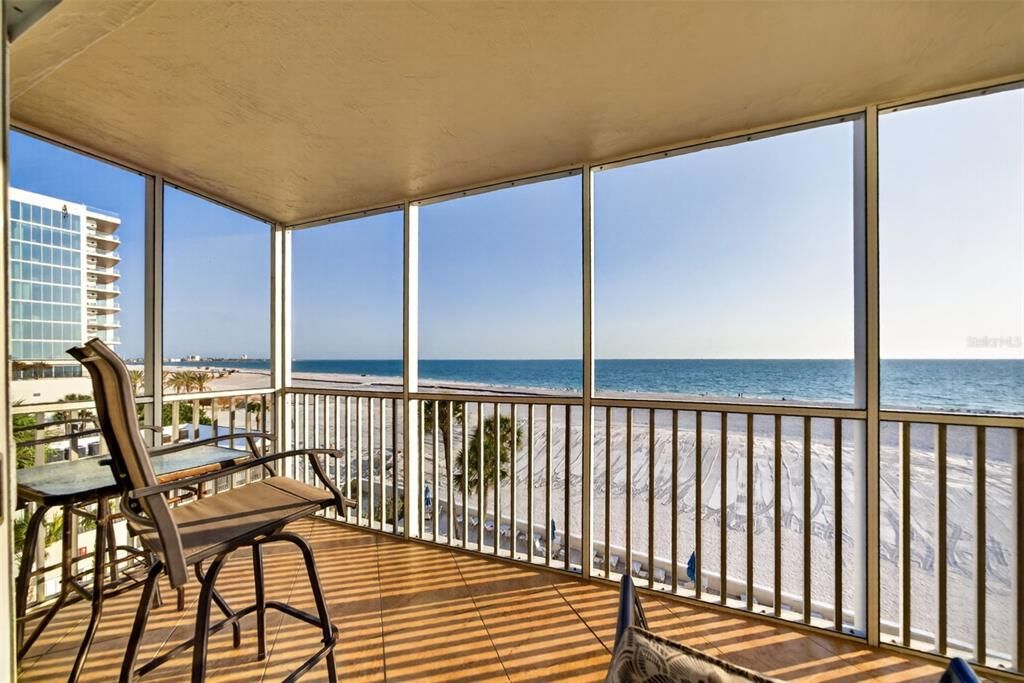 Active With Contract: $899,000 (2 beds, 2 baths, 1150 Square Feet)