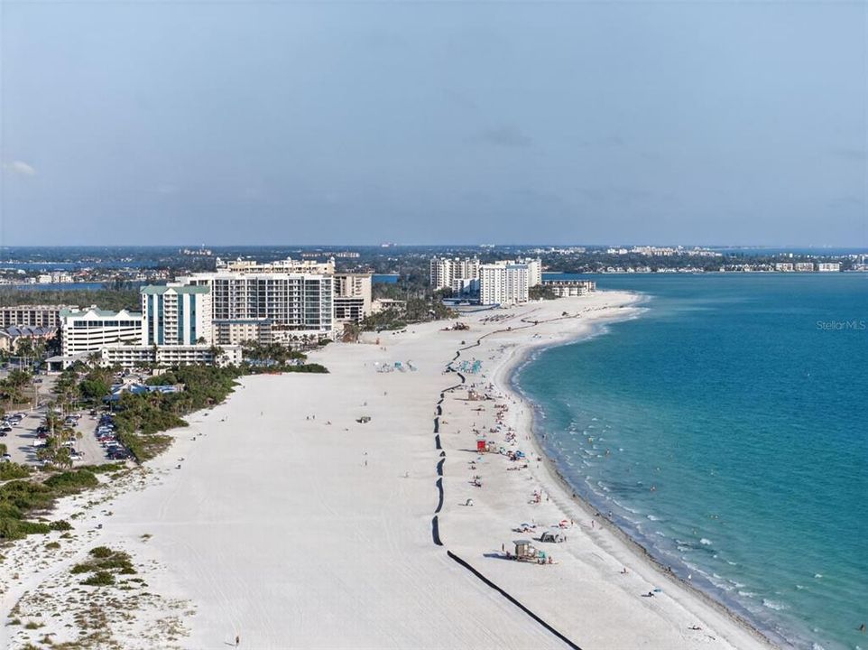 Active With Contract: $899,000 (2 beds, 2 baths, 1150 Square Feet)