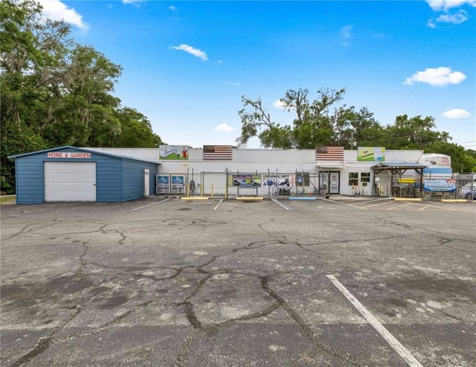 For Sale: $799,000 (0 beds, 0 baths, 4216 Square Feet)