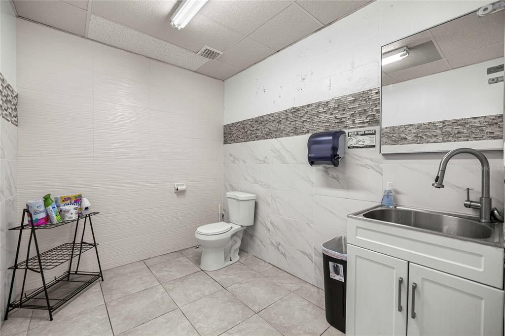 For Sale: $799,000 (0 beds, 0 baths, 4216 Square Feet)