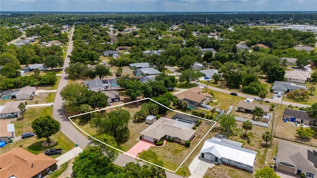 Recently Sold: $375,000 (3 beds, 2 baths, 1855 Square Feet)
