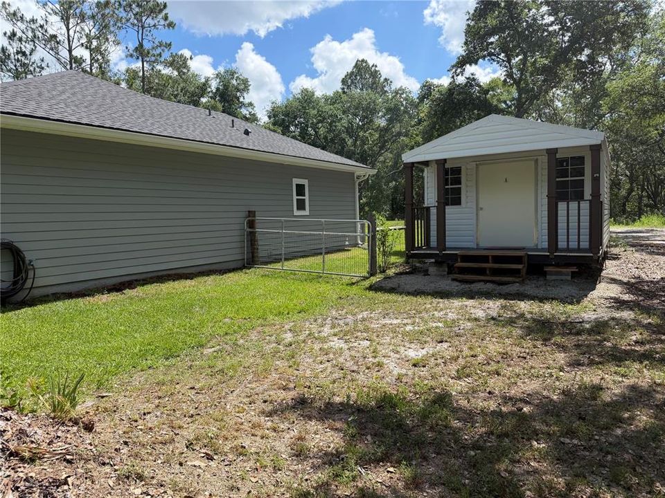 For Sale: $319,000 (3 beds, 2 baths, 1206 Square Feet)