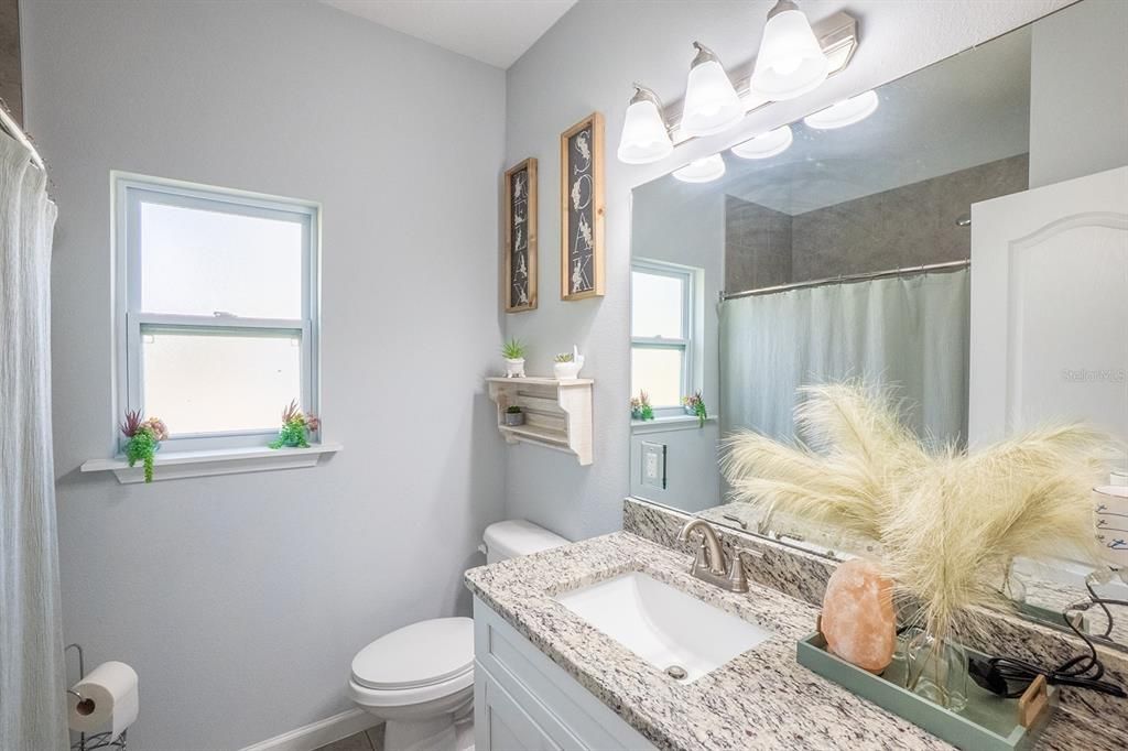 For Sale: $319,000 (3 beds, 2 baths, 1206 Square Feet)