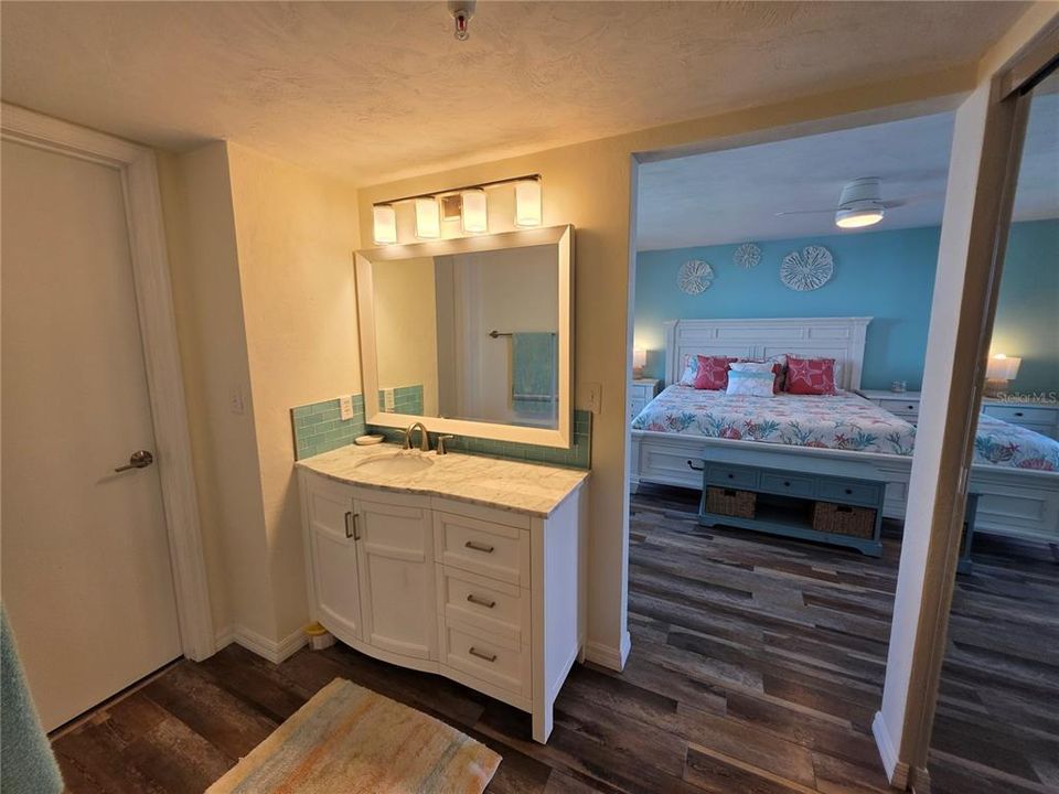 For Rent: $2,750 (2 beds, 2 baths, 1561 Square Feet)