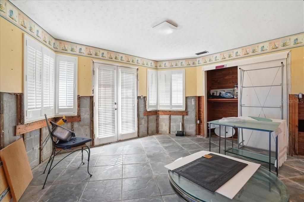 For Sale: $1,100,000 (0.30 acres)