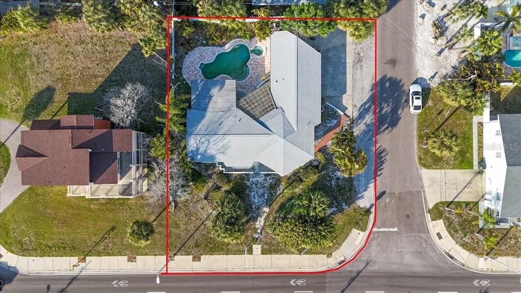 For Sale: $1,100,000 (0.30 acres)