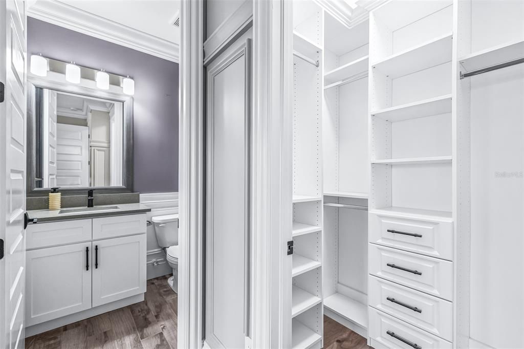 En Venta: $1,650,000 (5 camas, 4 baños, 4472 Pies cuadrados)