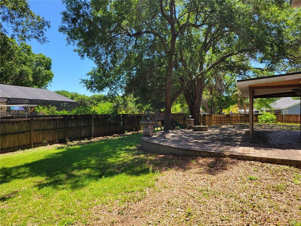 For Sale: $325,000 (3 beds, 2 baths, 1879 Square Feet)
